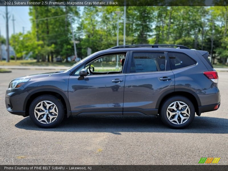 Magnetite Gray Metallic / Black 2021 Subaru Forester 2.5i Premium