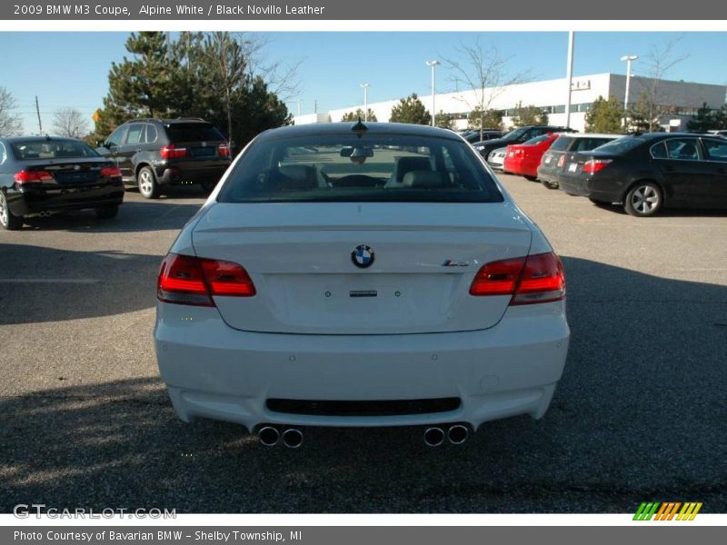 Alpine White / Black Novillo Leather 2009 BMW M3 Coupe
