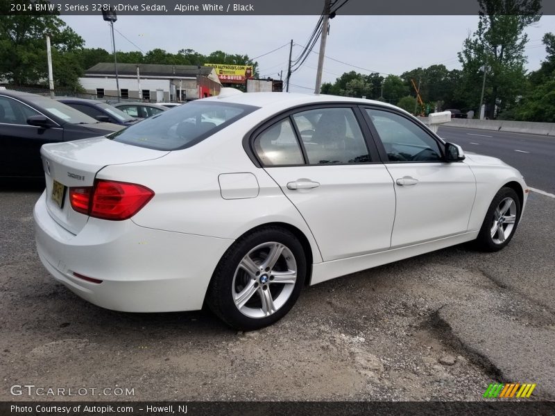 Alpine White / Black 2014 BMW 3 Series 328i xDrive Sedan