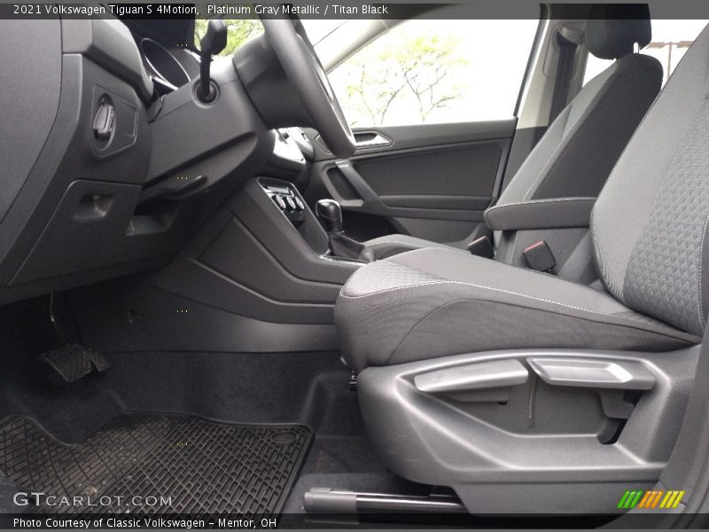 Platinum Gray Metallic / Titan Black 2021 Volkswagen Tiguan S 4Motion