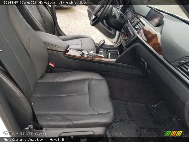 Alpine White / Black 2014 BMW 3 Series 328i xDrive Sedan