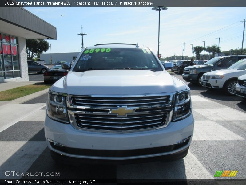 Iridescent Pearl Tricoat / Jet Black/Mahogany 2019 Chevrolet Tahoe Premier 4WD
