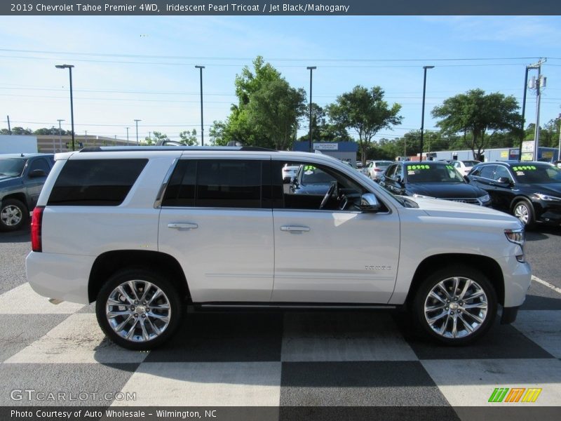 Iridescent Pearl Tricoat / Jet Black/Mahogany 2019 Chevrolet Tahoe Premier 4WD