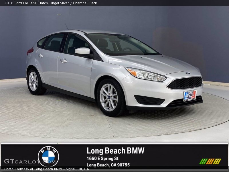 Ingot Silver / Charcoal Black 2018 Ford Focus SE Hatch