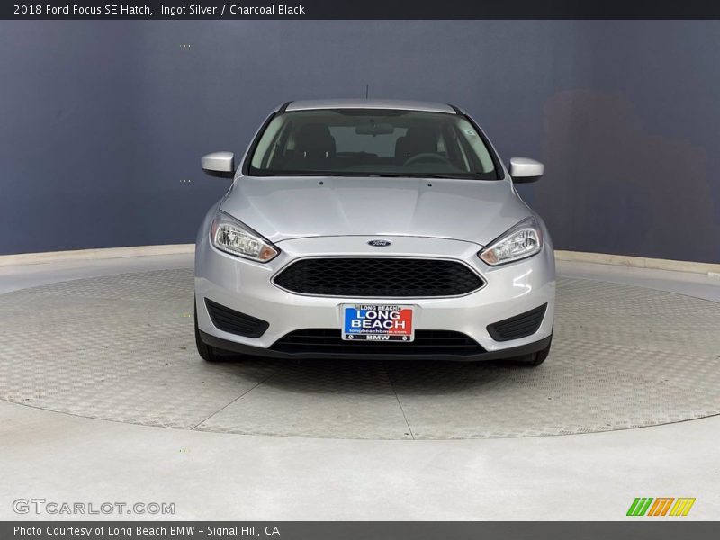 Ingot Silver / Charcoal Black 2018 Ford Focus SE Hatch