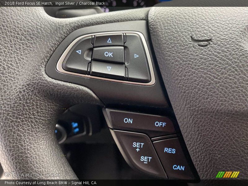 Ingot Silver / Charcoal Black 2018 Ford Focus SE Hatch
