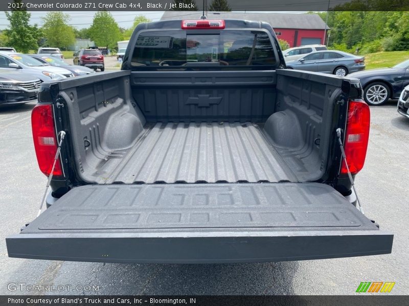 Black / Jet Black 2017 Chevrolet Colorado Z71 Crew Cab 4x4