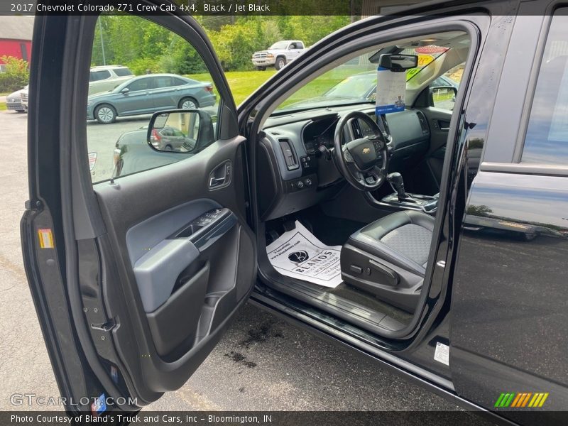 Black / Jet Black 2017 Chevrolet Colorado Z71 Crew Cab 4x4