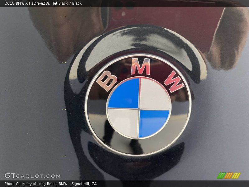 Jet Black / Black 2018 BMW X1 sDrive28i
