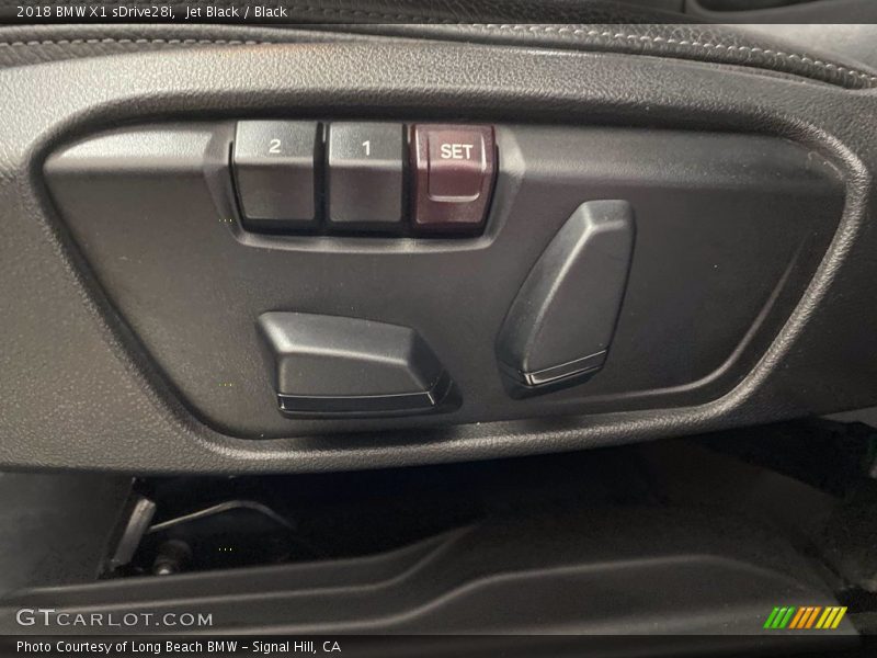 Jet Black / Black 2018 BMW X1 sDrive28i