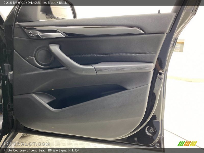 Jet Black / Black 2018 BMW X1 sDrive28i