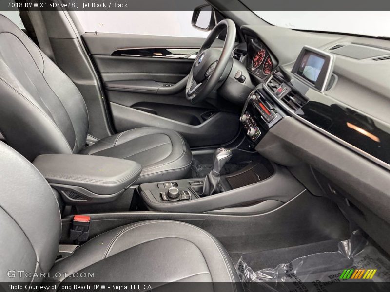 Jet Black / Black 2018 BMW X1 sDrive28i