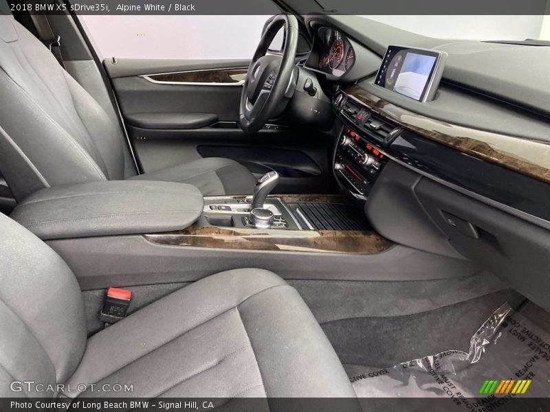 Alpine White / Black 2018 BMW X5 sDrive35i