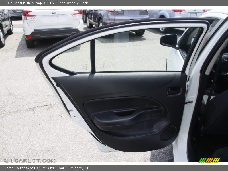 Pearl White / Black 2019 Mitsubishi Mirage G4 ES