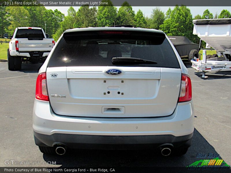 Ingot Silver Metallic / Medium Light Stone 2011 Ford Edge SE