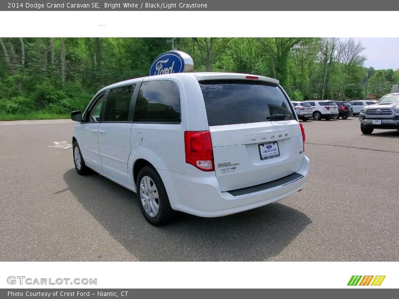 Bright White / Black/Light Graystone 2014 Dodge Grand Caravan SE