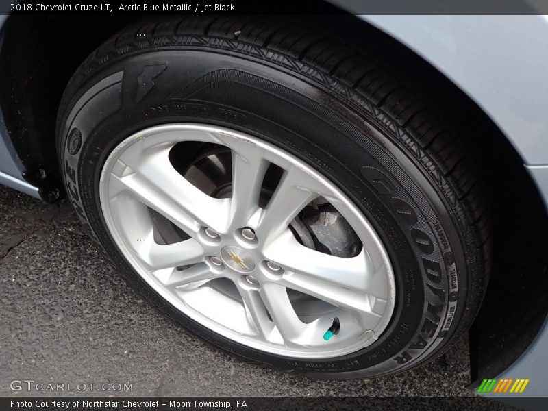 Arctic Blue Metallic / Jet Black 2018 Chevrolet Cruze LT