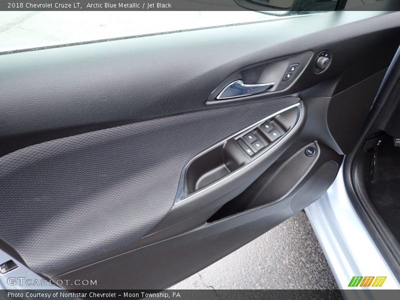 Arctic Blue Metallic / Jet Black 2018 Chevrolet Cruze LT