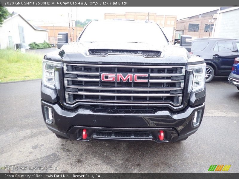 Onyx Black / Jet Black 2020 GMC Sierra 2500HD AT4 Crew Cab 4WD
