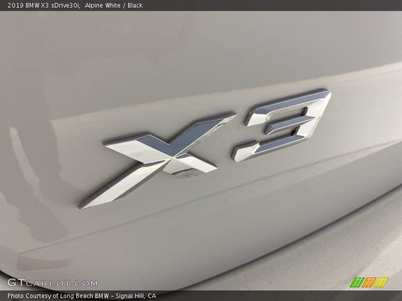 Alpine White / Black 2019 BMW X3 sDrive30i