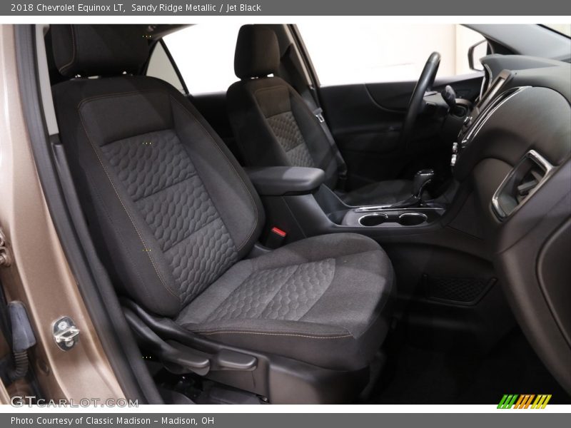 Sandy Ridge Metallic / Jet Black 2018 Chevrolet Equinox LT