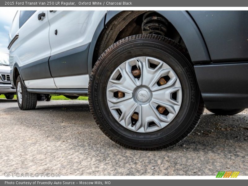 Oxford White / Charcoal Black 2015 Ford Transit Van 250 LR Regular