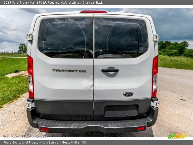 Oxford White / Charcoal Black 2015 Ford Transit Van 250 LR Regular