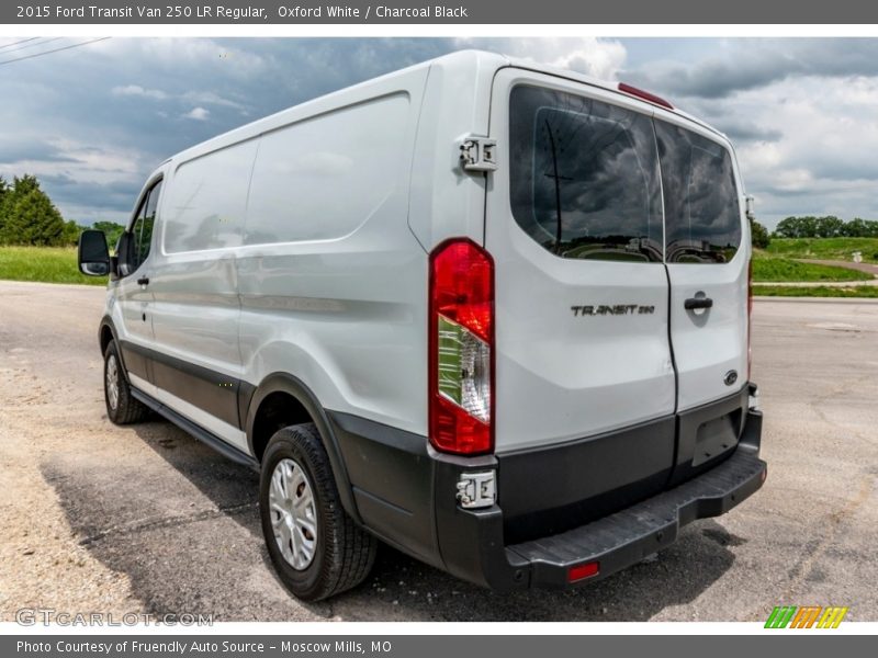 Oxford White / Charcoal Black 2015 Ford Transit Van 250 LR Regular