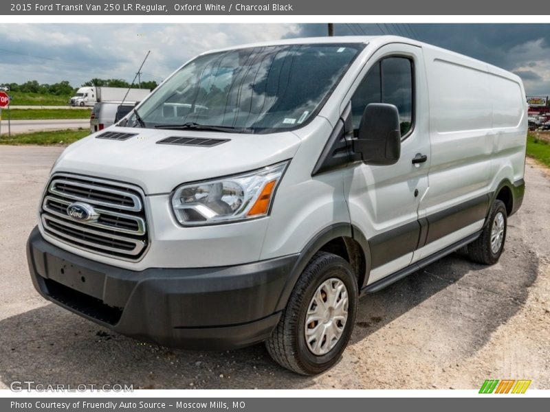 Oxford White / Charcoal Black 2015 Ford Transit Van 250 LR Regular