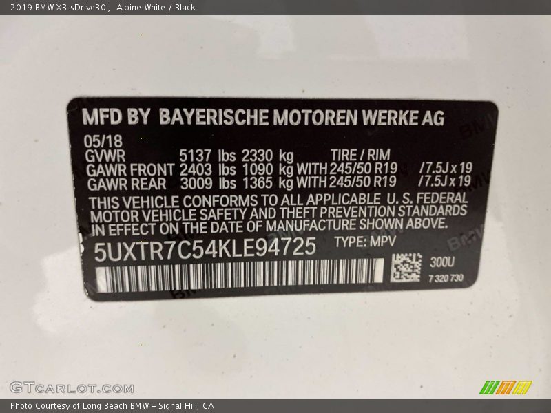Alpine White / Black 2019 BMW X3 sDrive30i
