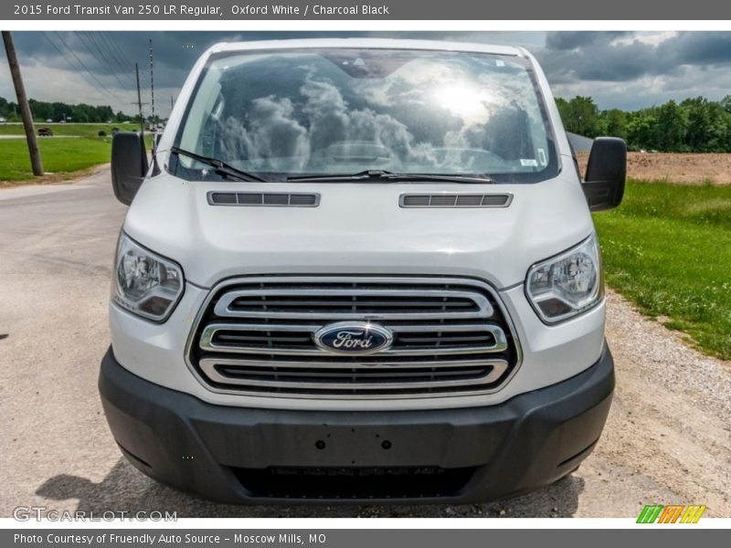 Oxford White / Charcoal Black 2015 Ford Transit Van 250 LR Regular