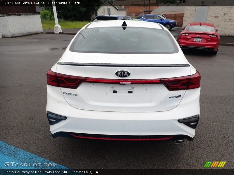 Clear White / Black 2021 Kia Forte GT-Line