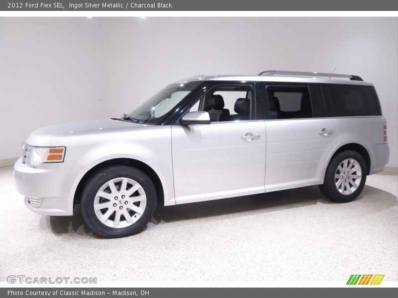 Ingot Silver Metallic / Charcoal Black 2012 Ford Flex SEL