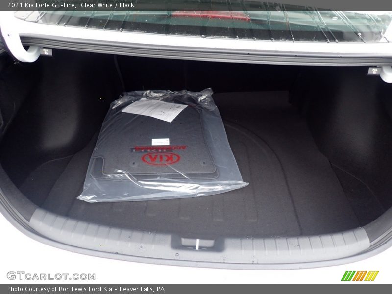 Clear White / Black 2021 Kia Forte GT-Line