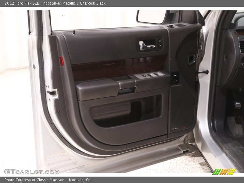 Ingot Silver Metallic / Charcoal Black 2012 Ford Flex SEL