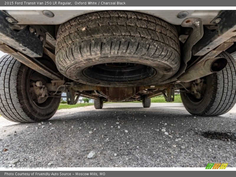 Oxford White / Charcoal Black 2015 Ford Transit Van 250 LR Regular
