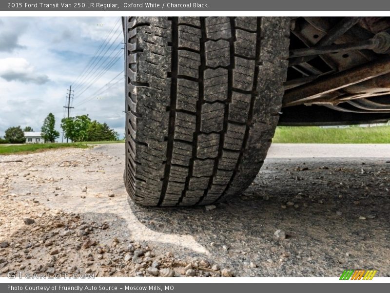 Oxford White / Charcoal Black 2015 Ford Transit Van 250 LR Regular