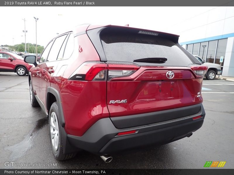 Ruby Flare Pearl / Black 2019 Toyota RAV4 LE AWD