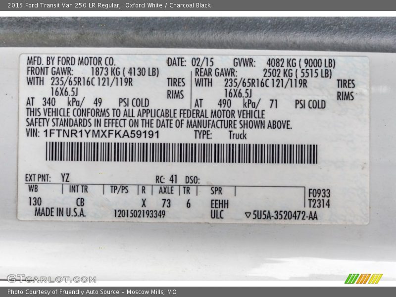 Oxford White / Charcoal Black 2015 Ford Transit Van 250 LR Regular