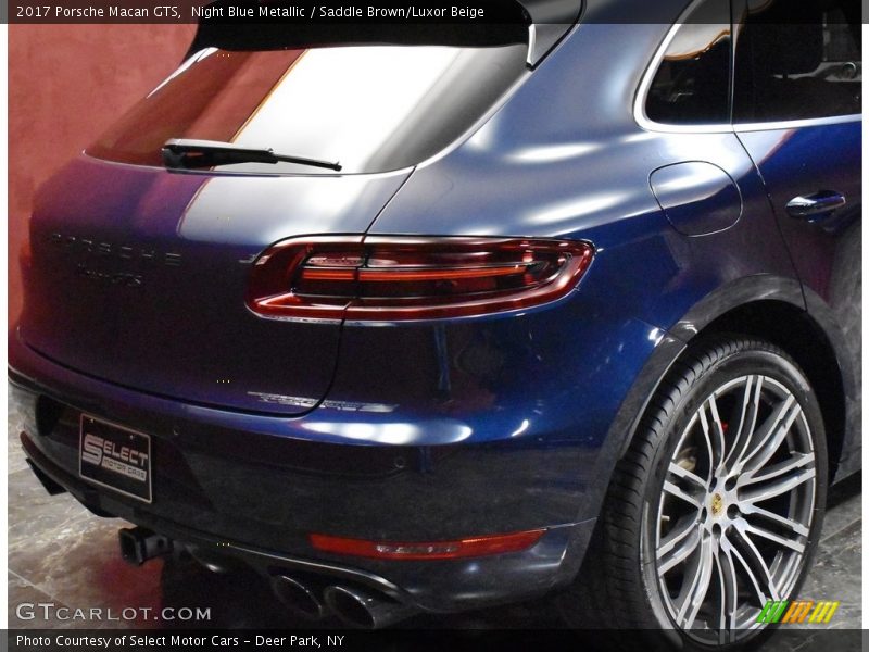 Night Blue Metallic / Saddle Brown/Luxor Beige 2017 Porsche Macan GTS