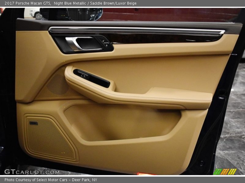 Night Blue Metallic / Saddle Brown/Luxor Beige 2017 Porsche Macan GTS