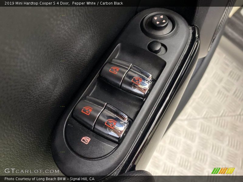 Pepper White / Carbon Black 2019 Mini Hardtop Cooper S 4 Door