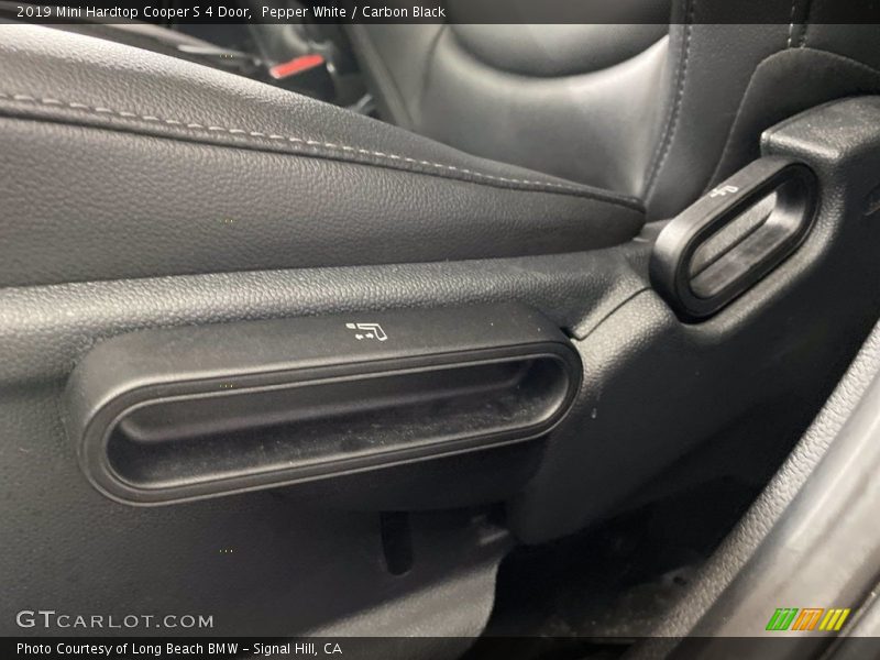 Pepper White / Carbon Black 2019 Mini Hardtop Cooper S 4 Door
