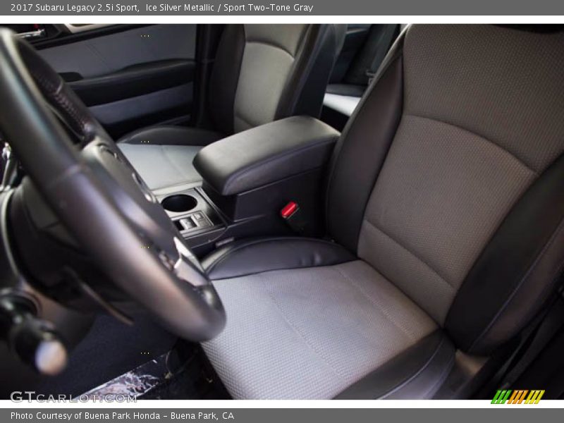 Ice Silver Metallic / Sport Two-Tone Gray 2017 Subaru Legacy 2.5i Sport