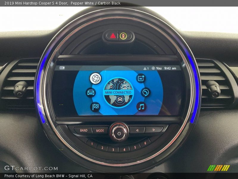 Pepper White / Carbon Black 2019 Mini Hardtop Cooper S 4 Door