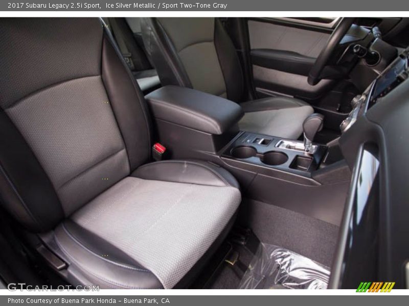 Ice Silver Metallic / Sport Two-Tone Gray 2017 Subaru Legacy 2.5i Sport