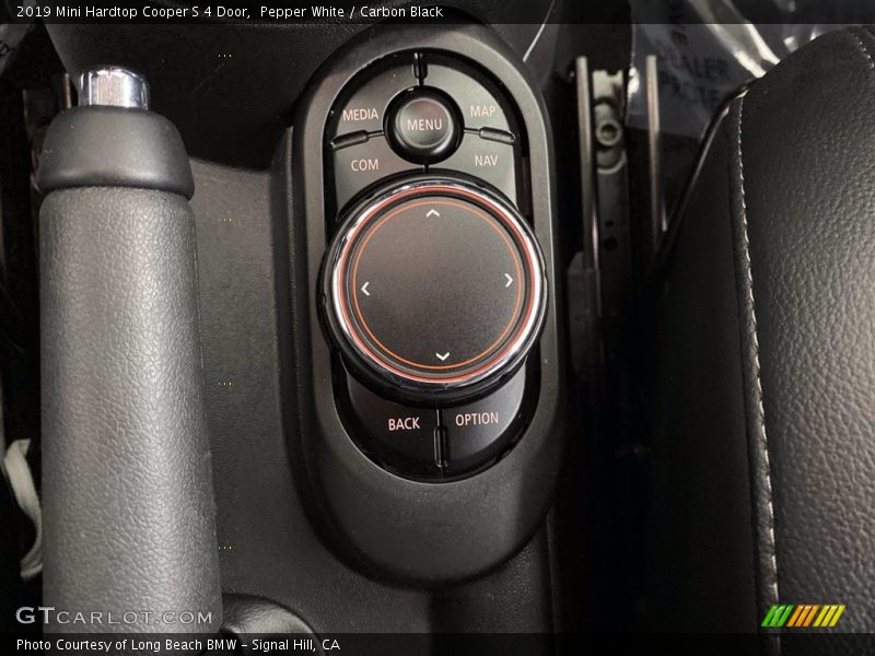 Pepper White / Carbon Black 2019 Mini Hardtop Cooper S 4 Door