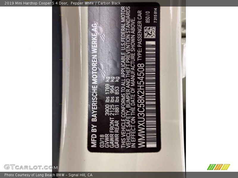 Pepper White / Carbon Black 2019 Mini Hardtop Cooper S 4 Door