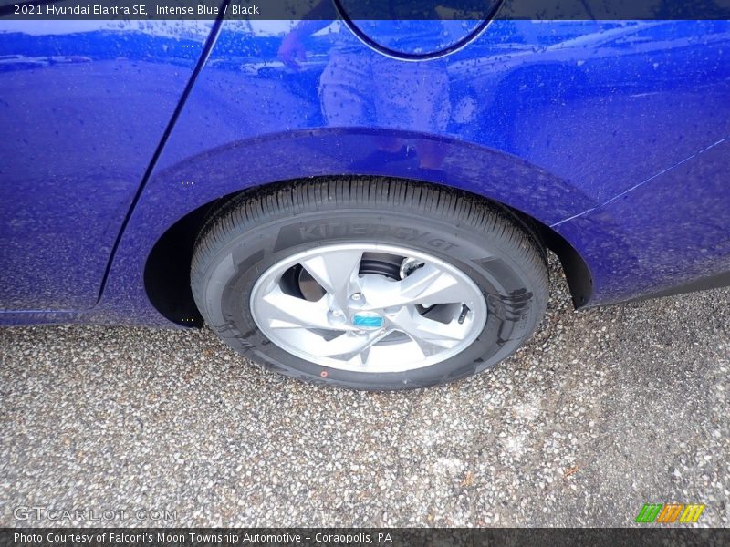 Intense Blue / Black 2021 Hyundai Elantra SE