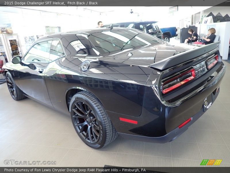 Pitch Black / Black 2015 Dodge Challenger SRT Hellcat